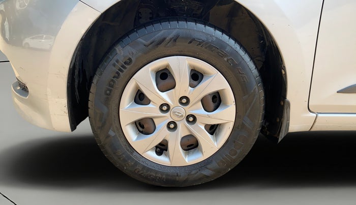 2017 Hyundai Elite i20 SPORTZ 1.2, Petrol, Manual, 99,127 km, Left Front Wheel