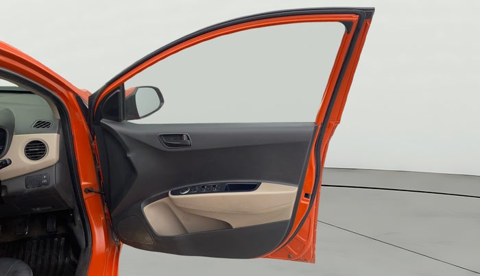 2017 Hyundai Grand i10 MAGNA 1.2 KAPPA VTVT, Petrol, Manual, 66,707 km, RHS Front Door