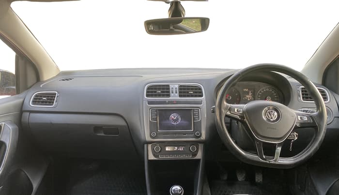 2018 Volkswagen Polo HIGHLINE PLUS 1.0 16 ALLOY, Petrol, Manual, 46,001 km, Dashboard