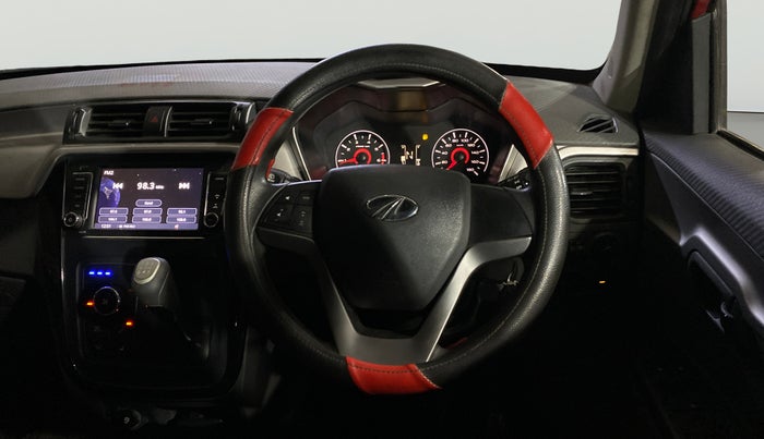 2017 Mahindra KUV 100 NXT K6+ P 6 STR, Petrol, Manual, 22,679 km, Steering Wheel Close Up