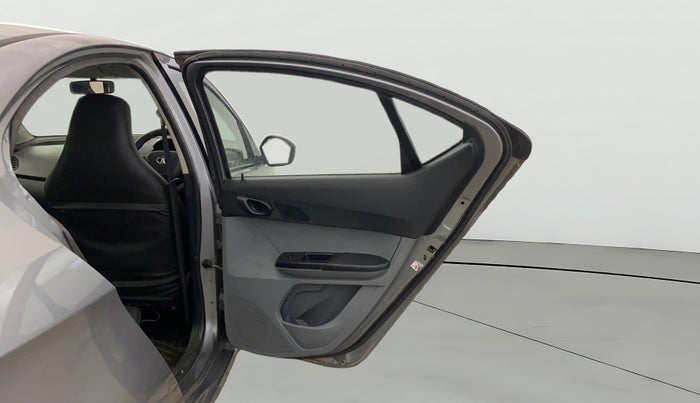 2018 Tata TIGOR XM PETROL, Petrol, Manual, 71,571 km, RHS Rear Door