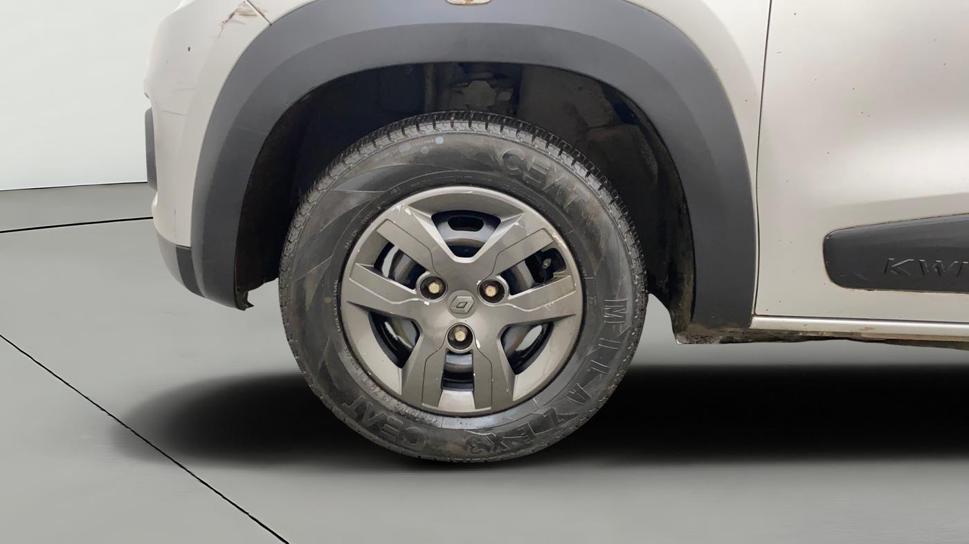 2018 Renault Kwid RXT 1.0 AMT (O), CNG, Automatic, 62,800 km, Left Front Wheel