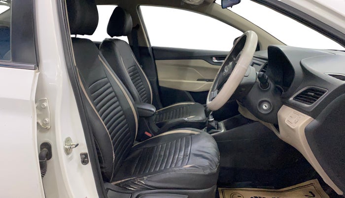 2018 Hyundai Verna 1.4 EX PETROL, Petrol, Manual, 43,601 km, Right Side Front Door Cabin