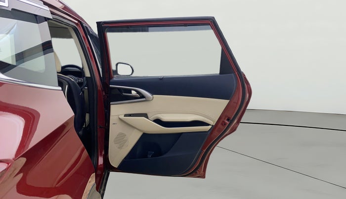 2023 KIA CARENS LUXURY PLUS 1.5 DIESEL AT 7 STR, Diesel, Automatic, 13,641 km, RHS Rear Door