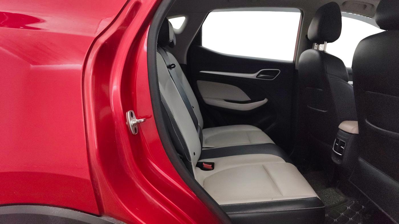 2022 MG ASTOR SHARP 1.5 MT, Petrol, Manual, 26,351 km, Right Side Rear Door Cabin