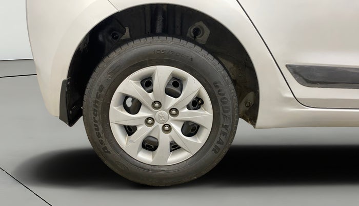 2016 Hyundai Elite i20 SPORTZ 1.2, Petrol, Manual, 49,189 km, Right Rear Wheel