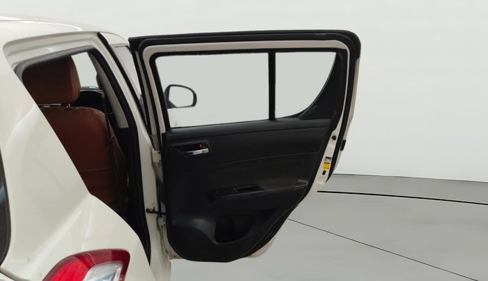 2017 Maruti Swift ZDI, Diesel, Manual, 85,357 km, RHS Rear Door