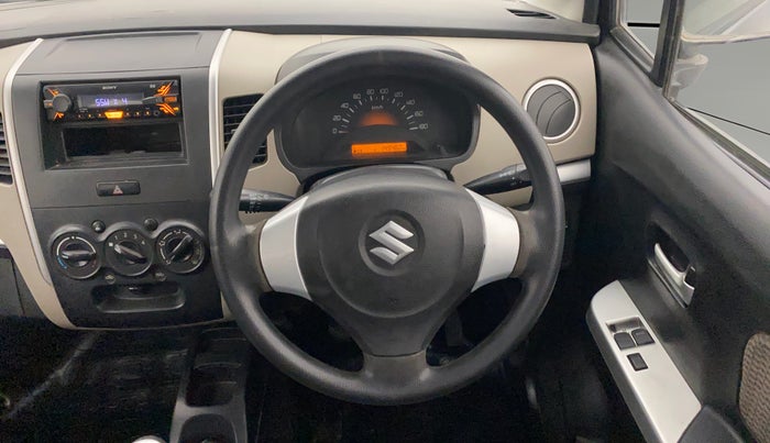 2016 Maruti Wagon R 1.0 LXI, Petrol, Manual, 1,49,449 km, Steering Wheel Close Up