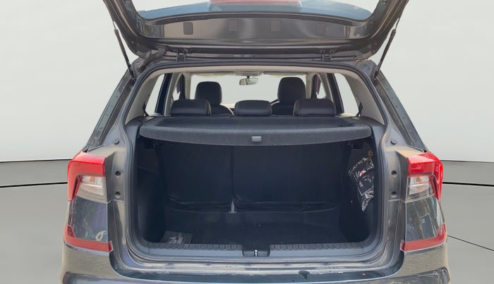 2023 Skoda KUSHAQ AMBITION 1.0L TSI MT, Petrol, Manual, 17,583 km, Boot Open Zoomed View