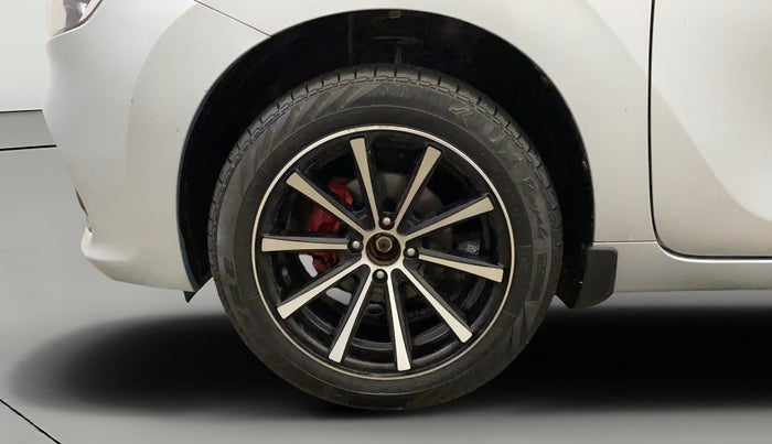 2023 Maruti Baleno SIGMA PETROL 1.2, Petrol, Manual, 24,437 km, Left Front Wheel