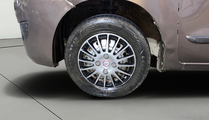 2014 Maruti Wagon R 1.0 LXI, Petrol, Manual, 68,771 km, Left Front Wheel