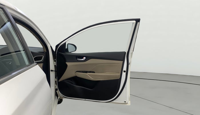 2019 Hyundai Verna 1.6 VTVT SX (O) AT, Petrol, Automatic, 79,119 km, RHS Front Door