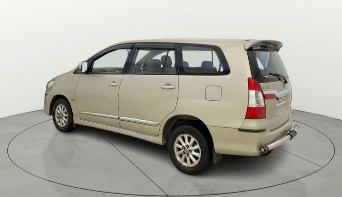 2014 Toyota Innova 2.5 VX 8 STR, Diesel, Manual, 79,175 km, Left Back Diagonal