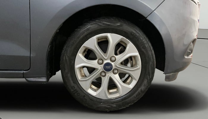 2017 Ford Figo Aspire TITANIUM 1.2 PETROL, Petrol, Manual, 58,060 km, Right Front Wheel