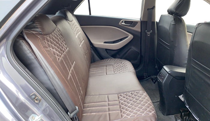 2015 Hyundai Elite i20 MAGNA 1.2, Petrol, Manual, 48,564 km, Right Side Rear Door Cabin