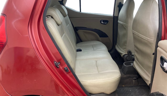 2013 Hyundai i10 SPORTZ 1.2 AT, Petrol, Automatic, 68,947 km, Right Side Rear Door Cabin