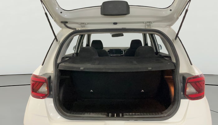 2021 Hyundai VENUE S 1.2, Petrol, Manual, 34,800 km, Boot Open Zoomed View