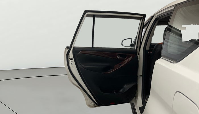 2022 Toyota Innova Crysta 2.7 GX AT 7 STR, Petrol, Automatic, 37,081 km, LHS Rear Door