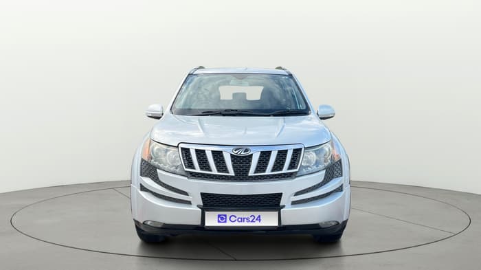 2015 Mahindra XUV500 W8, Diesel, Manual, 73,980 km, Front