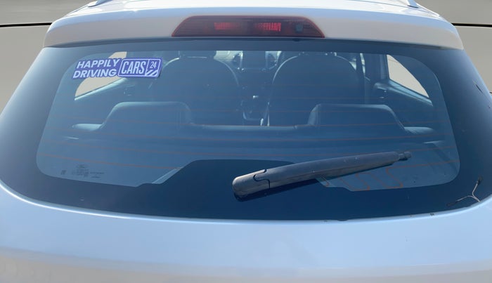 2018 Ford FREESTYLE TITANIUM 1.2 PETROL, Petrol, Manual, 1,28,009 km, Rear Windshield