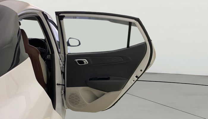 2024 Hyundai AURA SX 1.2 (O), Petrol, Manual, 9,239 km, RHS Rear Door