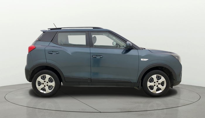 2019 Mahindra XUV300 W6 1.2 PETROL, Petrol, Manual, 1,37,766 km, Right Side View