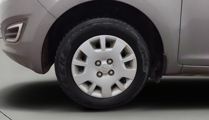 2013 Hyundai i20 MAGNA 1.2, Petrol, Manual, 37,038 km, Left Front Wheel