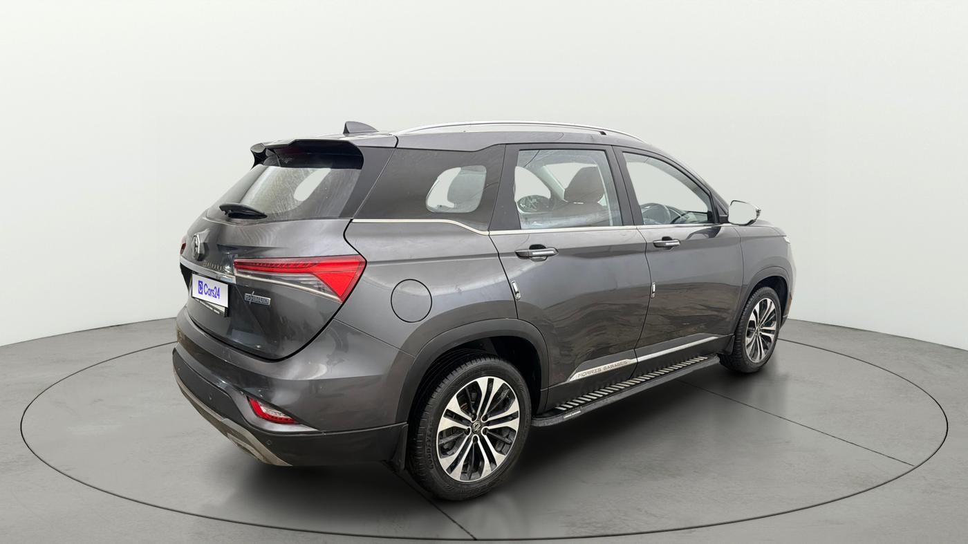 2022 MG HECTOR PLUS SHARP 1.5 PETROL TURBO HYBRID MT 6-STR, Petrol, Manual, 23,515 km, Right Back Diagonal