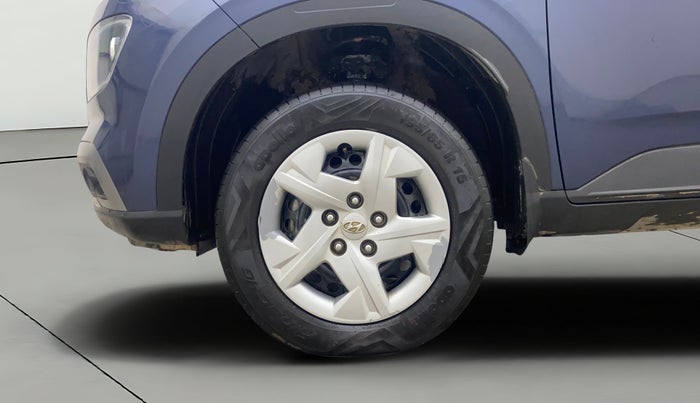 2022 Hyundai VENUE S+ 1.2, Petrol, Manual, 1,01,922 km, Left Front Wheel