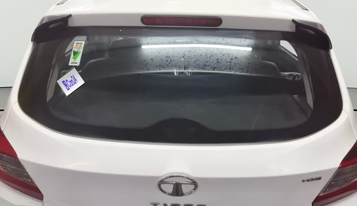 2022 Tata Tiago XM CNG, CNG, Manual, 65,111 km, Rear Windshield