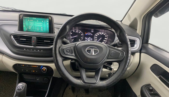 2023 Tata ALTROZ XM PLUS SUNROOF, Petrol, Manual, 19,692 km, Steering Wheel Close Up