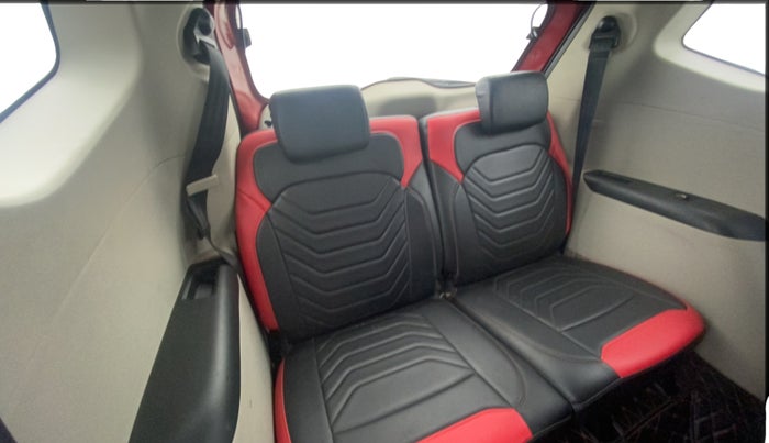 2020 Renault TRIBER RXZ AMT, Petrol, Automatic, 29,884 km, Third Seat Row ( optional )