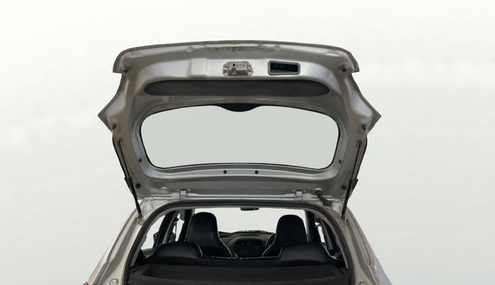 2018 Tata Tiago XE PETROL, CNG, Manual, 53,821 km, Boot Door Open