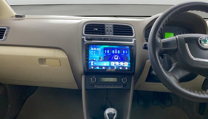 2012 Skoda Rapid ELEGANCE 1.6 TDI CR MT, Diesel, Manual, 64,358 km, Air Conditioner