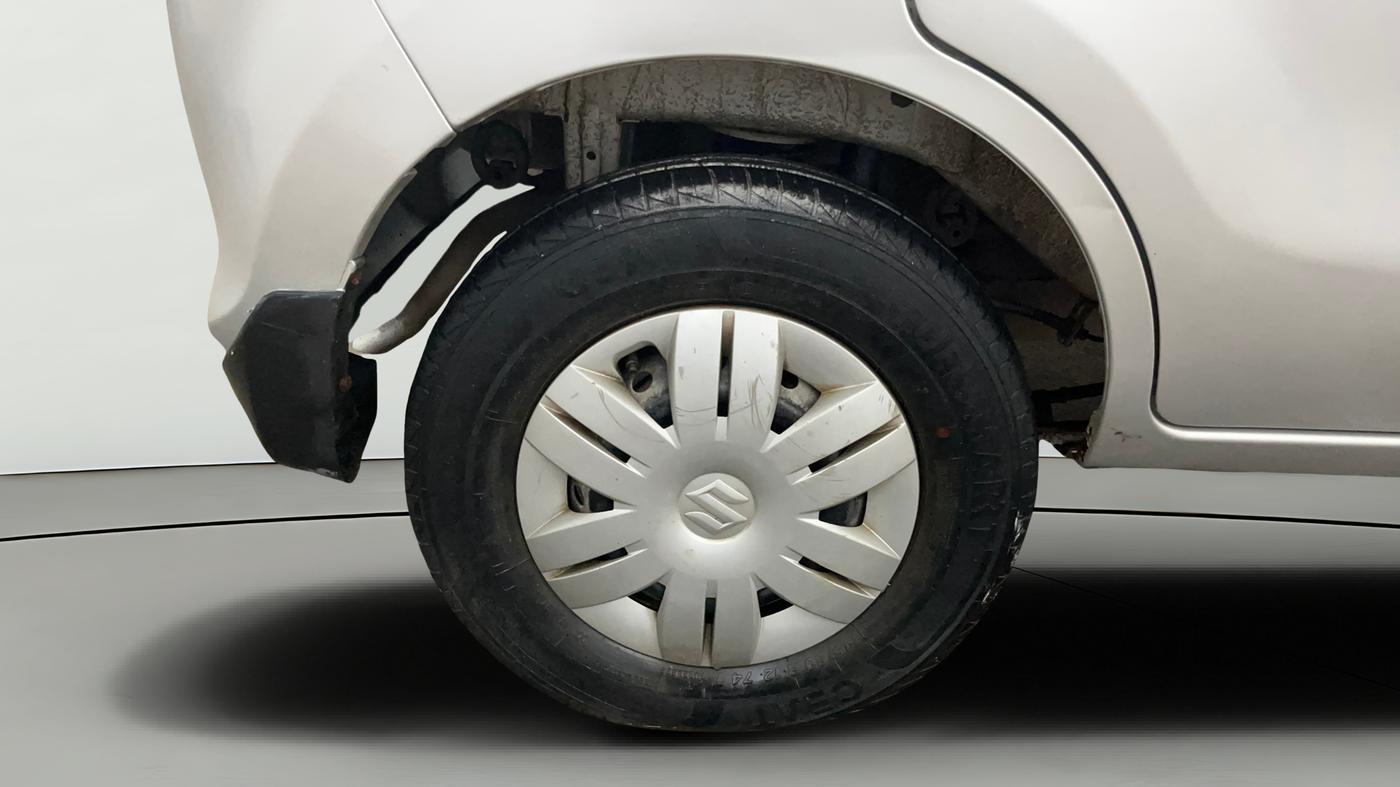 2022 Maruti Alto LXI O, Petrol, Manual, 39,557 km, Right Rear Wheel