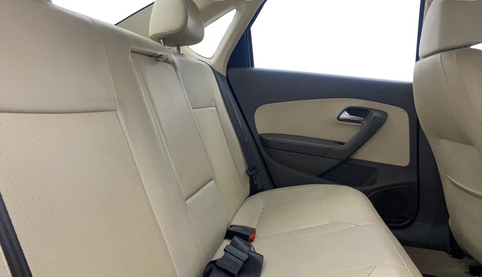 2014 Volkswagen Vento HIGHLINE 1.2 TSI, Petrol, Manual, 1,13,524 km, Right Side Rear Door Cabin