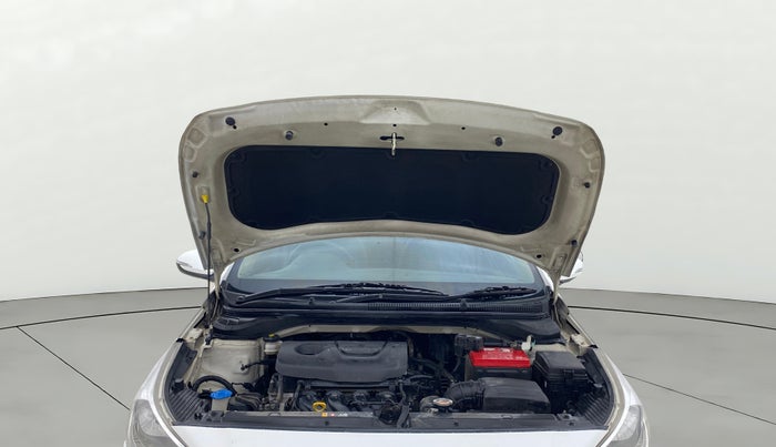 2017 Hyundai Verna 1.6 EX VTVT AT, Petrol, Automatic, 46,701 km, Open Bonet