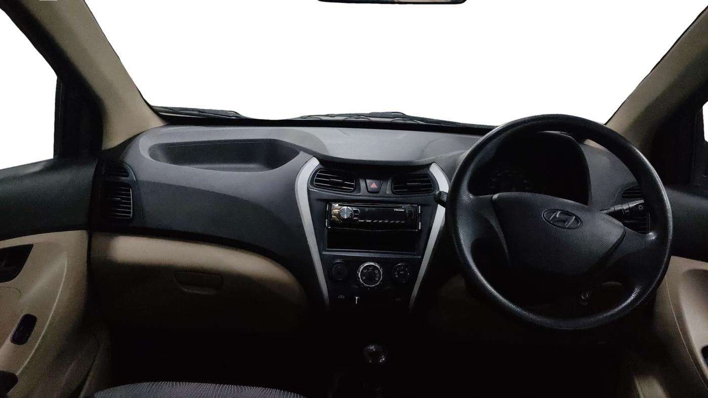 2013 Hyundai Eon ERA +, Petrol, Manual, 35,206 km, Dashboard