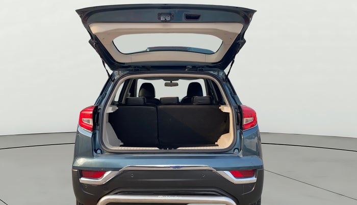 2019 Mahindra XUV300 W6 1.2 PETROL, Petrol, Manual, 22,251 km, Boot Door Open