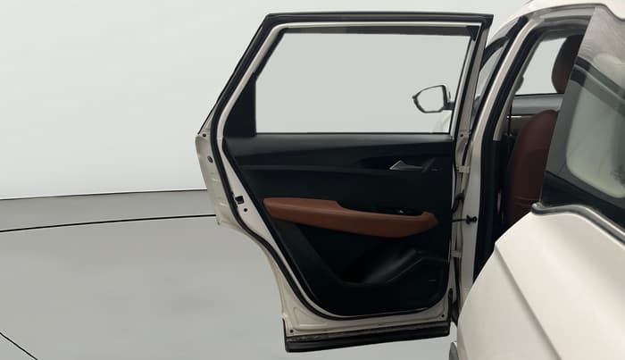 2020 MG HECTOR PLUS SHARP 1.5 PETROL TURBO DCT 6-STR, Petrol, Automatic, 52,464 km, LHS Rear Door