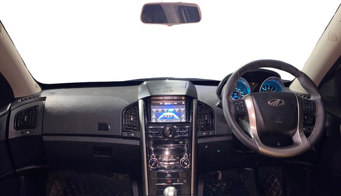 2020 Mahindra XUV500 W7, Diesel, Manual, 43,592 km, Dashboard