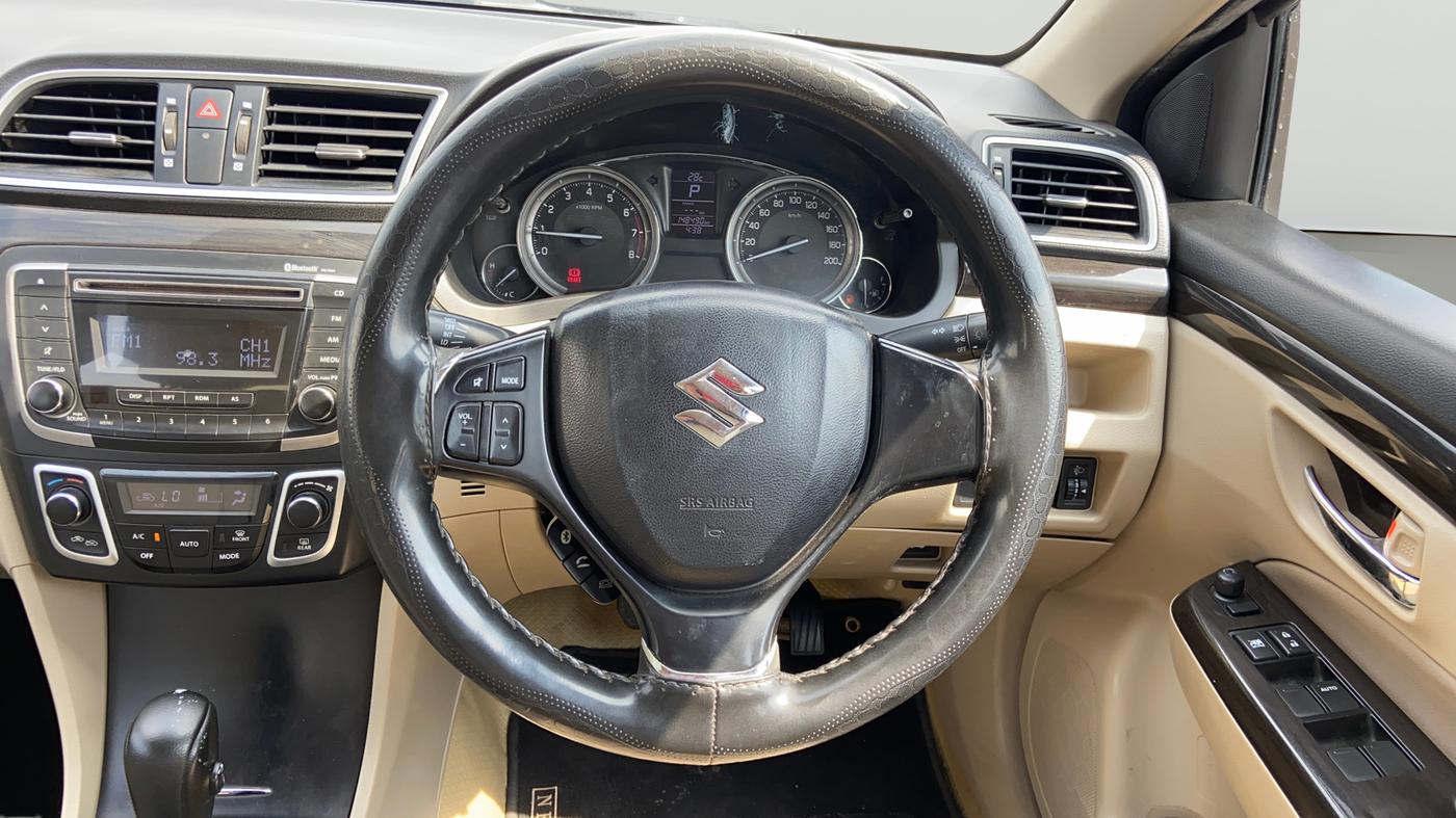 2017 Maruti Ciaz ZETA 1.4  AT PETROL, Petrol, Automatic, 1,48,474 km, Steering Wheel Close Up