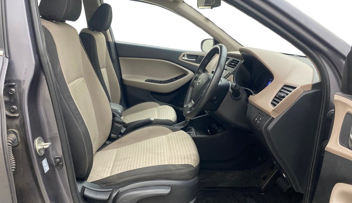 2019 Hyundai Elite i20 ASTA (O) CVT, Petrol, Automatic, 26,844 km, Right Side Front Door Cabin