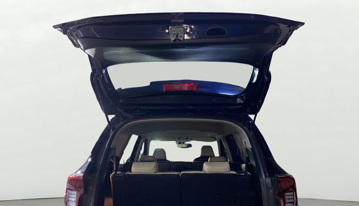 2022 KIA CARENS LUXURY PLUS 1.4 PETROL 7 STR, Petrol, Manual, 28,087 km, Boot Door Open