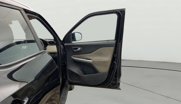 2023 Nissan MAGNITE XL, CNG, Manual, 50,733 km, RHS Front Door