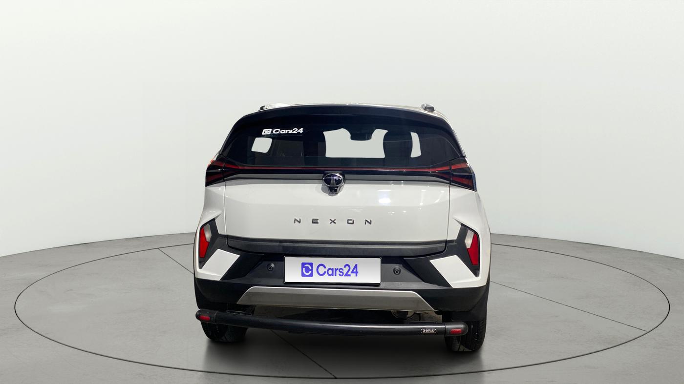2025 Tata NEXON CREATIVE + SUNROOF 1.2 PETROL, Petrol, Manual, 8,414 km, Back/Rear
