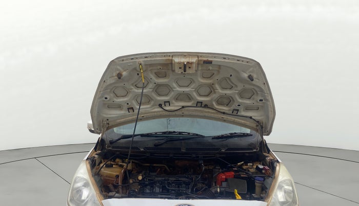 2016 Ford New Figo TITANIUM 1.2 PETROL MT, Petrol, Manual, 96,685 km, Open Bonet