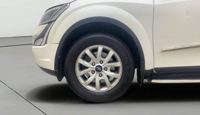 2020 Mahindra XUV500 W9, Diesel, Manual, 69,539 km, Left Front Wheel