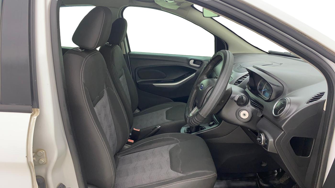 2018 Ford New Figo TITANIUM1.5 DIESEL, Diesel, Manual, 96,343 km, Right Side Front Door Cabin