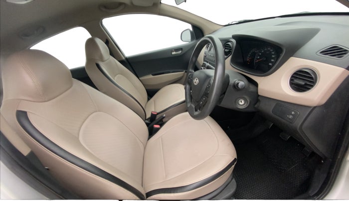 2014 Hyundai Xcent S (O) 1.2, Petrol, Manual, 77,632 km, Right Side Front Door Cabin